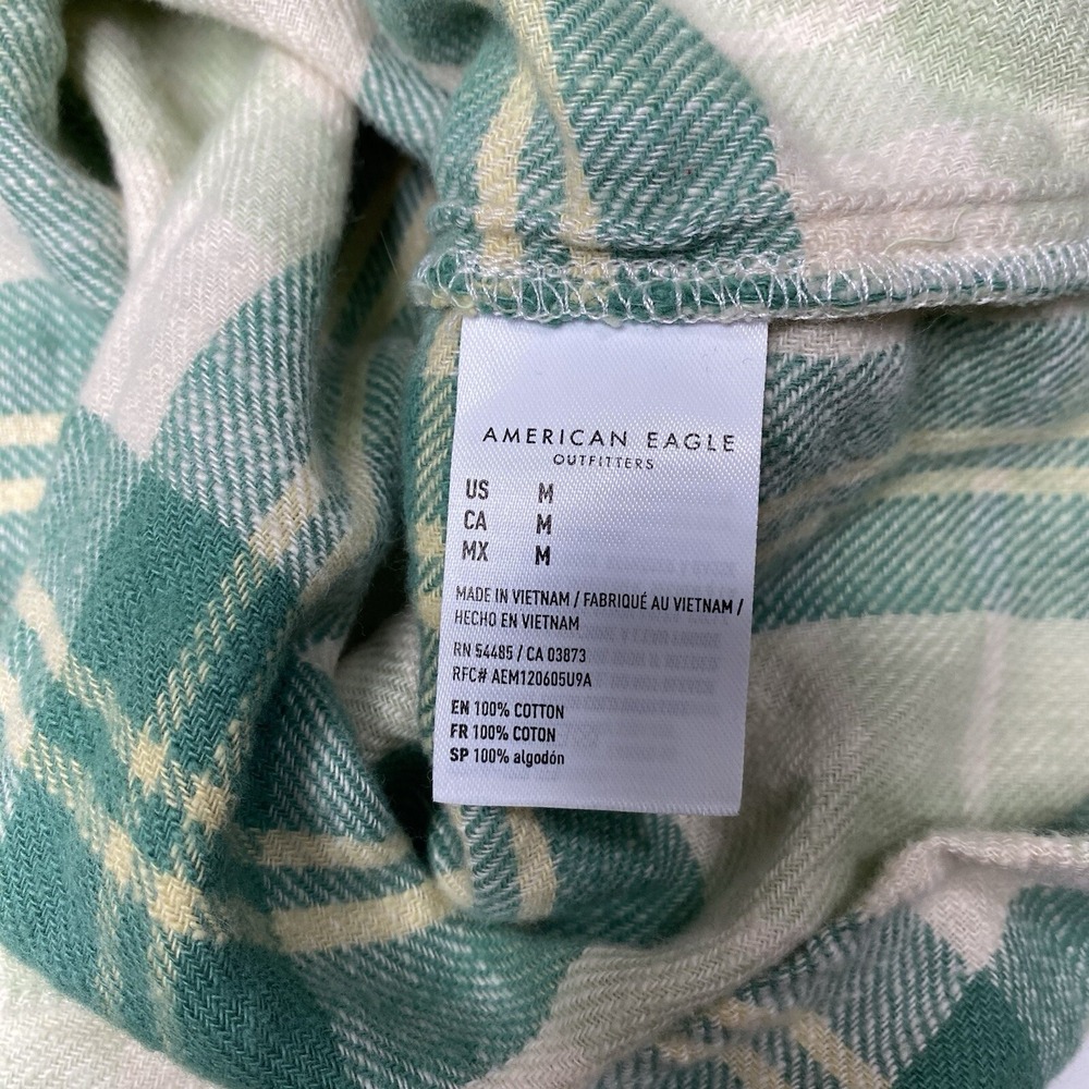 American Eagle Women Size M Button‎ Up Shirt Flannel Cropped Green Cream Plaid - Picture 14 of 16